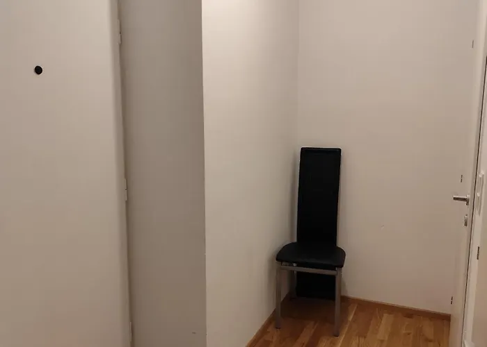 Private Whole * וינה